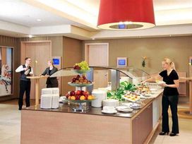 2 Tage mit Frühstück im Hotel Novotel Aachen City
