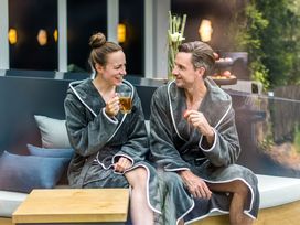 Well & Wine Special an der Mosel inkl. Abendessen, Massage uvm. 2026