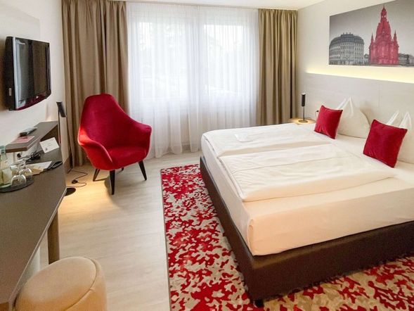Doppelzimmer STANDARD mit Queensize Bett