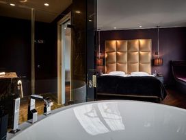 2 Tage Entspannung am Main im Roomers Hotel Frankfurt