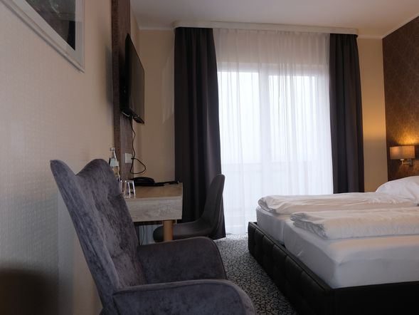 Doppelzimmer mit Balkon