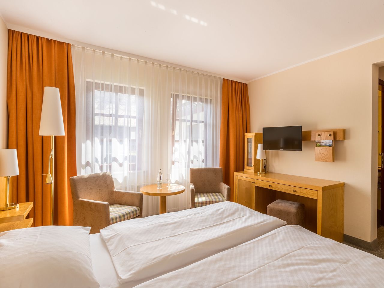 Ostsee-Urlaub in Warnemünde mit Halbpension I 7 Tage