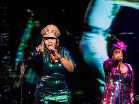A Tribute to BONEY M. & ABBA in Berlin mit Ticket und Hotel