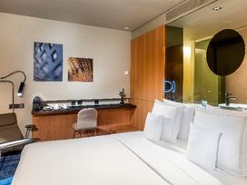 5 Tage nahe des Kaufhauses KaDeWe in Berlin