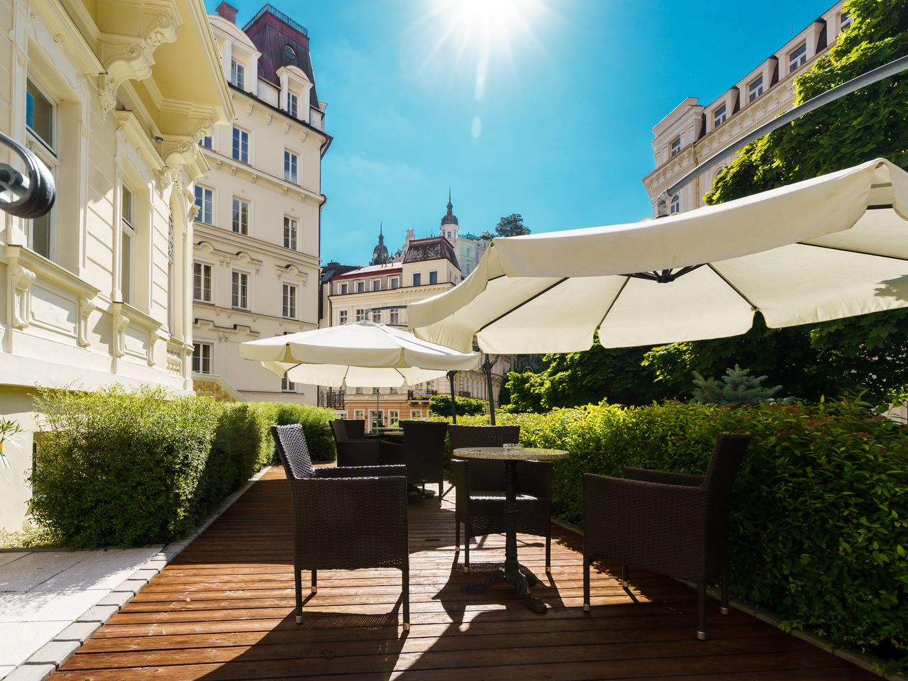 Wellnesszeit in Karlsbad mit Massage & Stadtführung