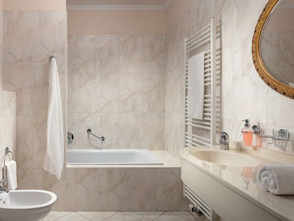 Romantische Zweisamkeit mit Charme & Eleganz - 3 Tage in Karlsbad (Karlovy Vary), Karlsbad (Karlovarský kraj) inkl. Halbpension