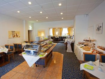 Zentrale Lage - 2 Tage mitten in Düsseldorf