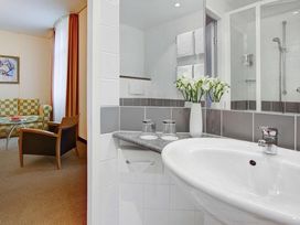 8 Tage die Haupstadt entdecken mit Frühstück