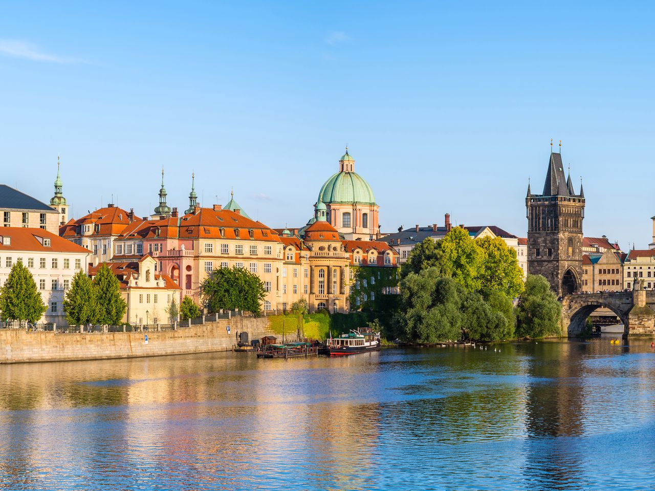 Prag zu Land und zu Wasser - 4 Tage