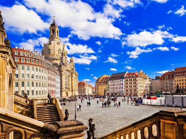 4 Tage in Dresden am Ufer der Elbe, Sachsen