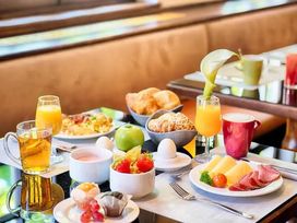 2 Tage Kurzurlaub mit Frühstück im Leonardo Hotel And Residenz Muenchen