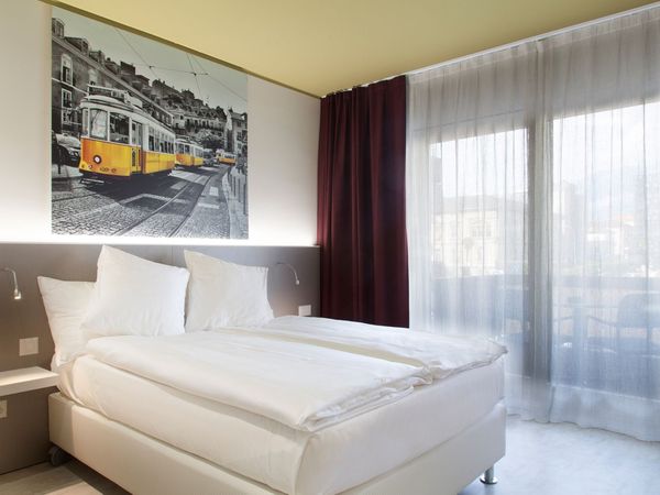 8 Tage Urlaub am Lago Maggiore in Locarno Frühstück