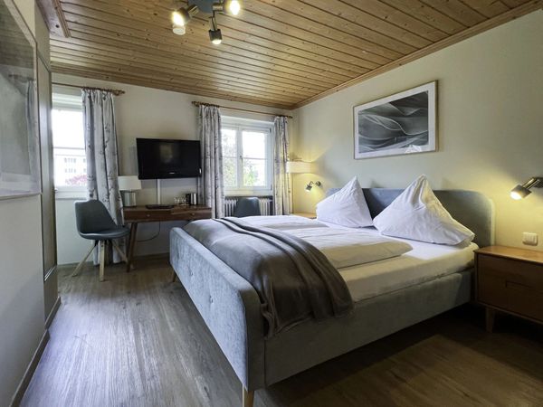 Erholung am Chiemsee - 7 Tage Urlaub mit Frühstück in Prien am Chiemsee, Bayern inkl. Frühstück