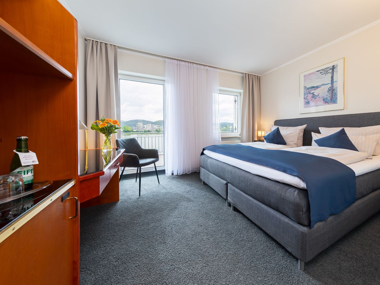 Doppelzimmer zur Rheinseite und Balkon
