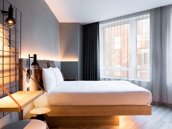 VIP STAY & BREAKFAST - 3 Tage Den Haags Herz Special Moxy The Hague, Südholland (Zuid-Holland) inkl. Frühstück