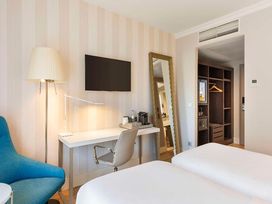 2 Tage im Hotel NH Hamburg Mitte mit Frühstück