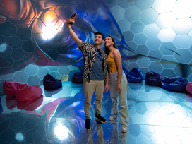 BUBBLE PLANET Berlin mit Tickets und Hotel