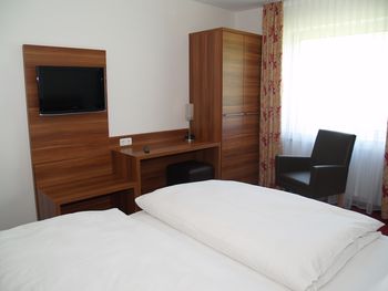 Bild 7 von 25