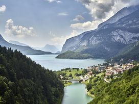 4 Tage Erholung zwischen See und Bergen in Molveno