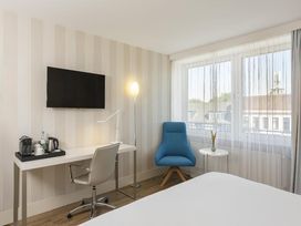 2 Tage im Hotel NH Hamburg Mitte mit Frühstück