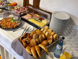 Shopping und Burggeflüster im Wieslauftal / 3 Tage in der Region Stuttgart