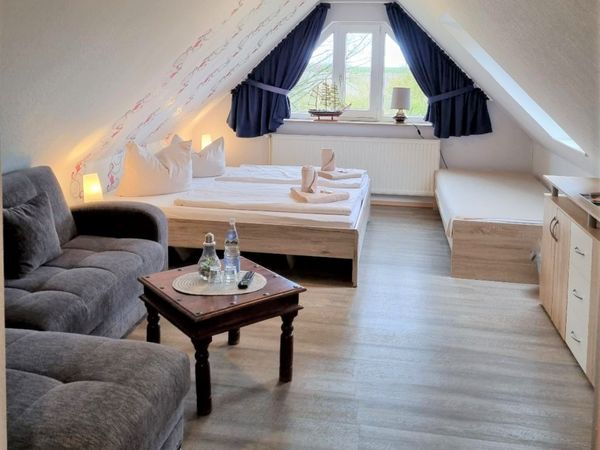 8 Tage Nordseeluft schnuppern Hotel Up Diek in Nordseebad Carolinensiel, Niedersachsen inkl. Frühstück