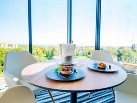 2 Tage Kurzurlaub mit Frühstück im Holiday Inn Dabrowa Gornicza