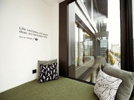 2 Tage im stilvollen Aparthotel am Checkpoint Charlie