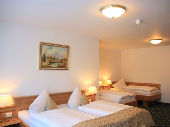 Dreibettzimmer STANDARD