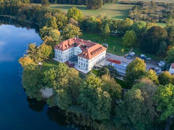 Schloss-Romantik am See in Mecklenburg