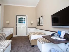 Wasser, Sonne & Strand im Hotel Strandschlosschen