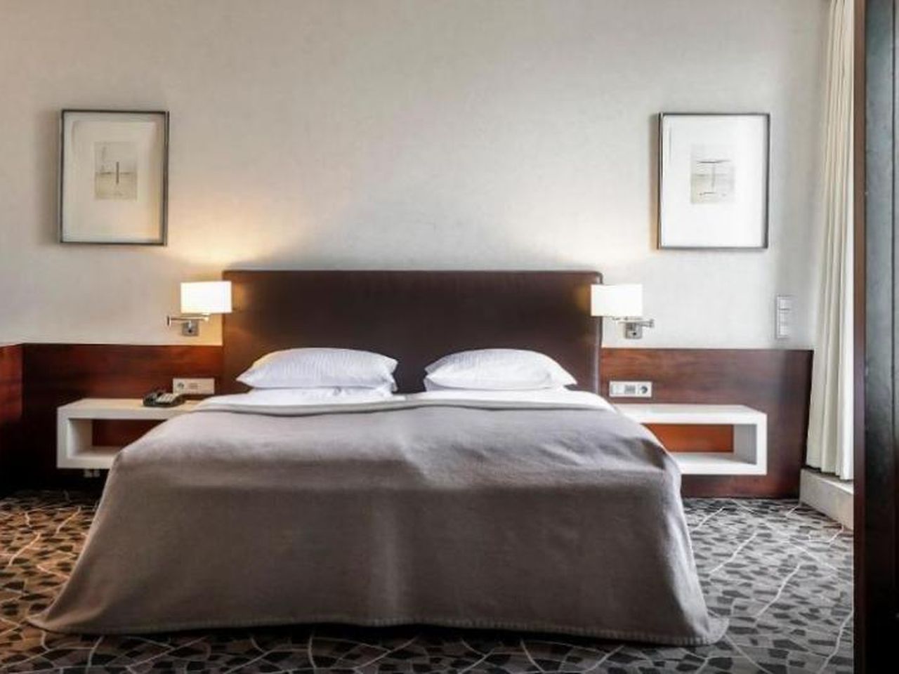 6 Tage im Dorint Hotel am Heumarkt Köln mit Frühstück
