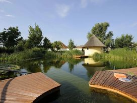 2 Tage Kurzurlaub mit Frühstück im VILA VITA Pannonia Hotel & Feriendorf