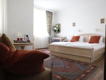 4 Tage Stadtreise mit Frühstück im Arthotel ANA Gala