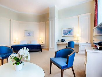 Historisches Bamberg! 2 Tage Kurzurlaub mit Frühstück im Welcome Hotel Residenzschloss Bamberg