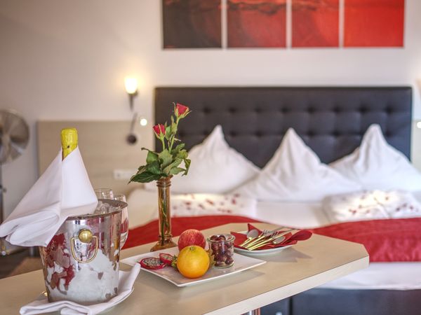 2 Tage Entspannung pur: Verwöhn-Suite mit Whirlwanne in Groß-Umstadt, Hessen inkl. Halbpension