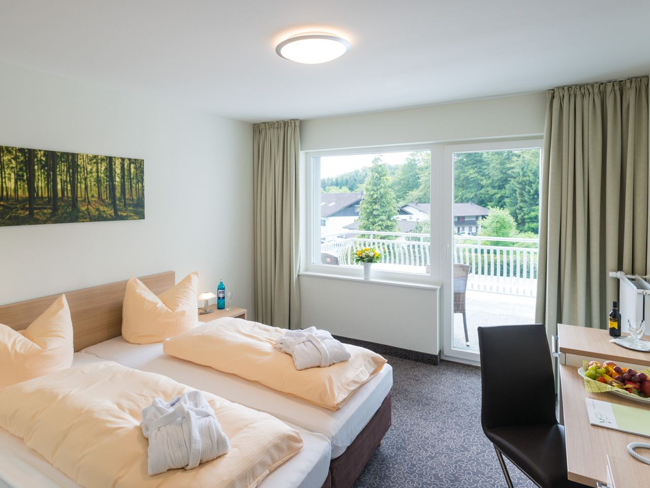 Doppelzimmer mit Balkon