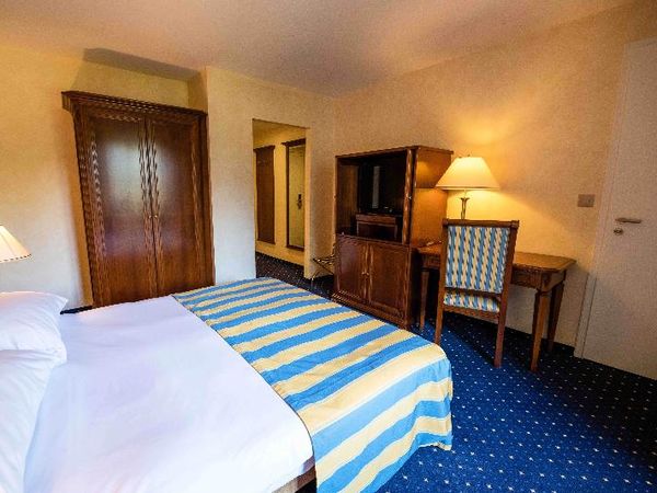 8 Tage im Grand Hotel & Centre Thermal mit Frühstück in Yverdon-les-Bains