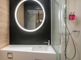 2 Tage im Moxy Berlin Ostbahnhof mit Frühstück