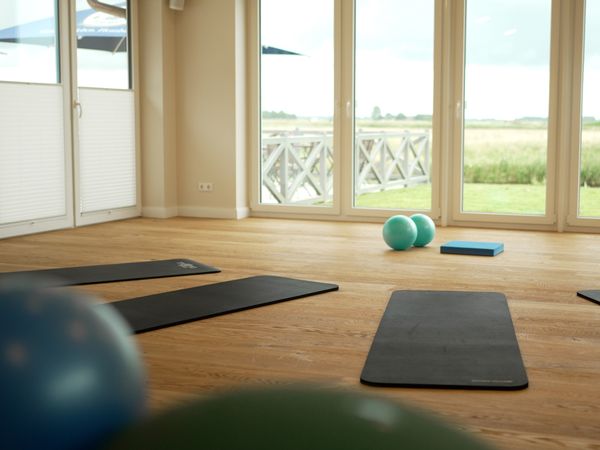 8 Tage Yoga-Auszeit Nordsee inkl. Halbpension & Kursprogramm Nordsee-Hotel Arlau-Schleuse in Hattstedtermarsch, Schleswig-Holstein inkl. Halbpension