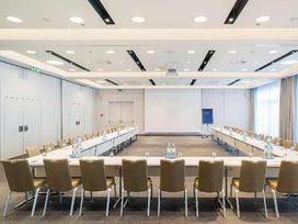 2 Tage im NH Danube City mit Frühstück