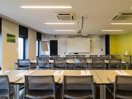 2 Tage mit Frühstück im Cult Hotel Frankfurt City