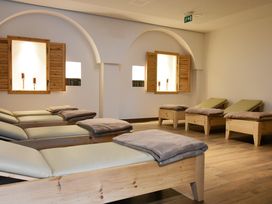 Vier Jahreszeiten im Schlosspark inkl. Adults Only Wellness & Spa | 2 Nächte