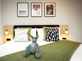 2 Tage im stilvollen Aparthotel am Checkpoint Charlie