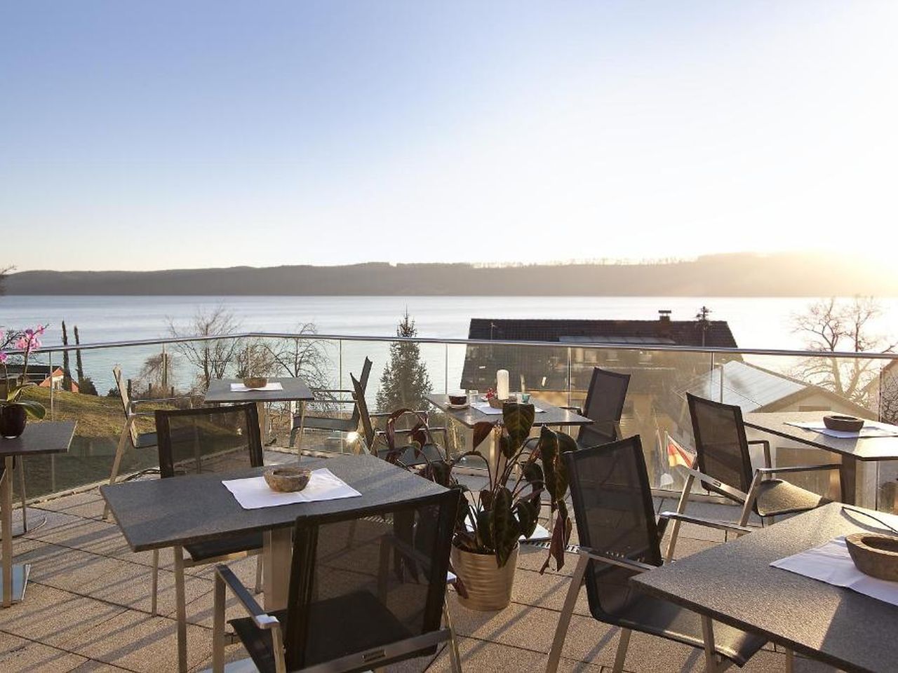 6 Tage Bodenseeblick im 4 Sterne Hotel mit Pool