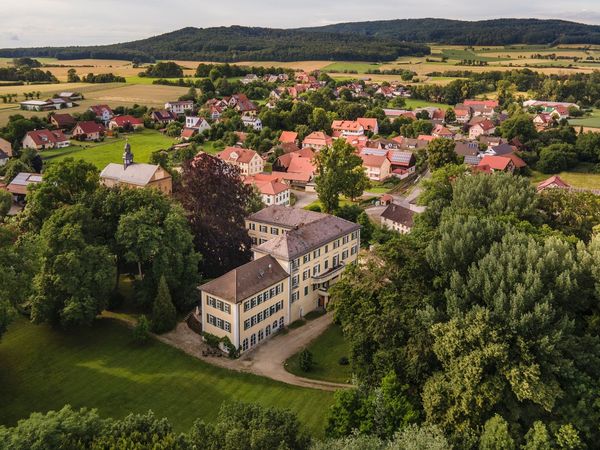 3 Tage Schloss-Romantik mit Hund nahe Bamberg in Scheßlitz, Bayern Halbpension