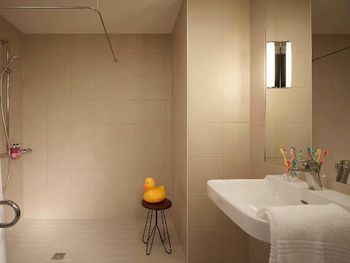 5 Tage im Moxy Berlin Ostbahnhof 