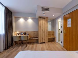 2 Tage mit Frühstück im Mercure Hotel München