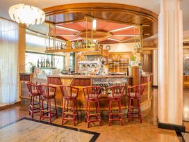 4 Tage im Park Hotel Oasi in Garda mit HP