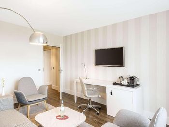 4 Tage im NH Collection Köln Mediapark mit Frühstück